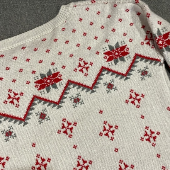 Massimo Supply Co Fair Isle Sweater with Polar Bears - Picture 13 of 16